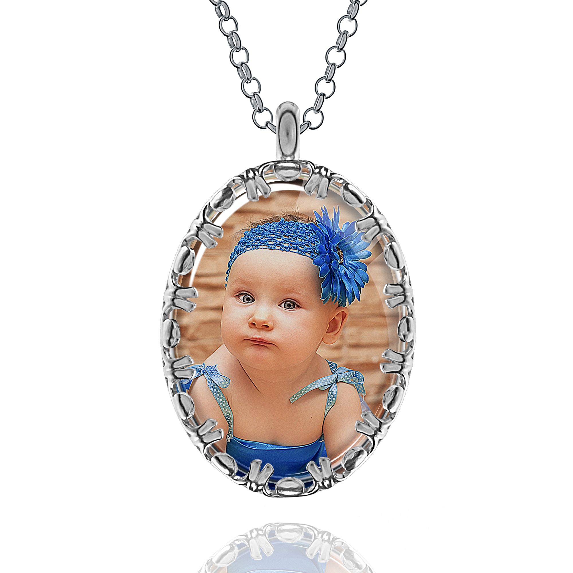 Timeless Oval Pendant